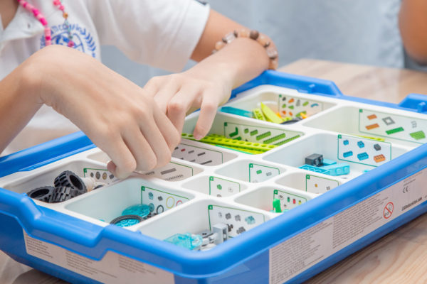 Insumos de laboratorio de rob?tica para uso en clases
